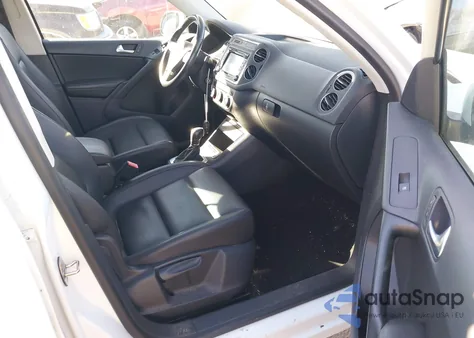 2015 Volkswagen Tiguan Se z USA, uszkodzony, nr VIN WVGBV7AX7FW581478